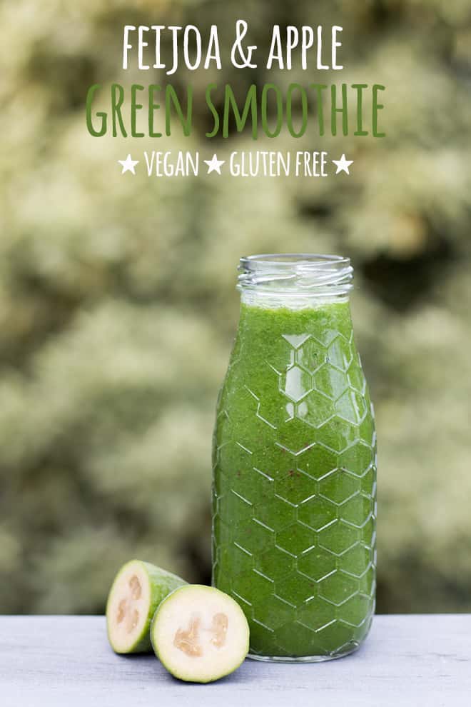 Apple and feijoa green smoothie. 