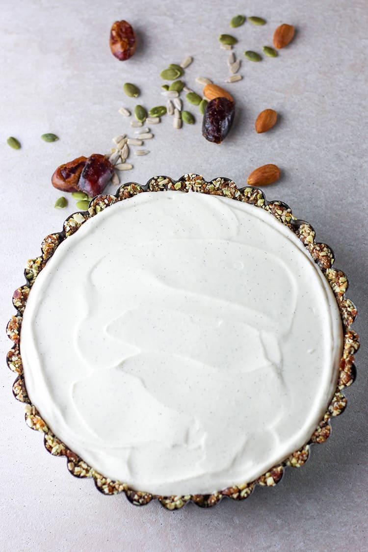 Lime and vanilla vegan cheesecake (vegan and gluten free). 