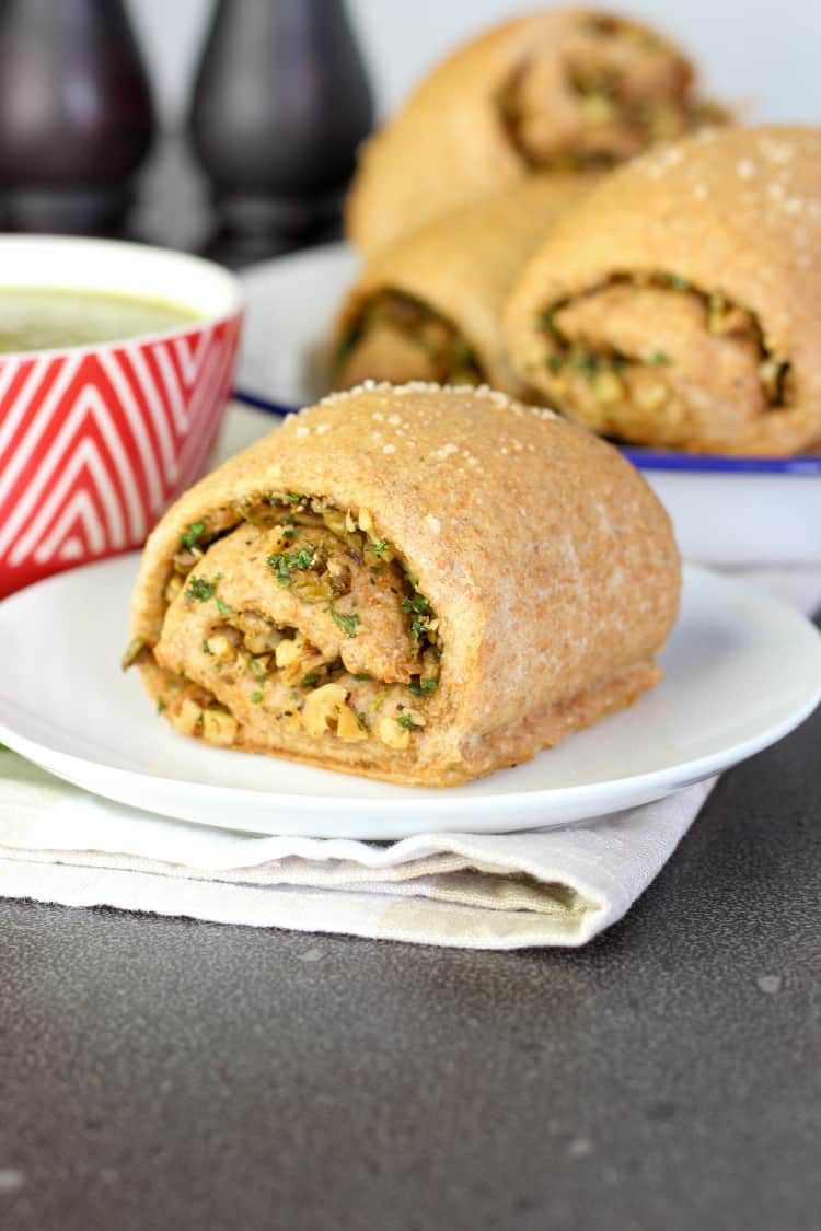Walnut and olive spelt bread rolls. 
