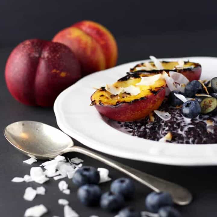 Black rice pudding with grilled nectarines.
