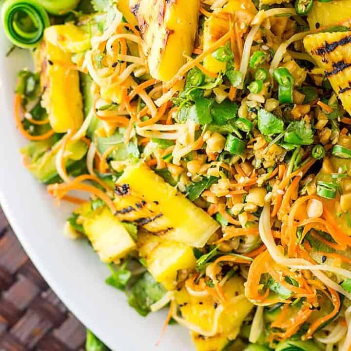 Thai noodle salad with grilled pineapple (vegan and gluten free).