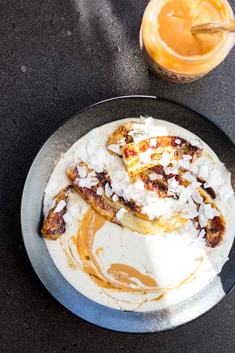 Raw buckwheat porridge with grilled bananas and peanut butter. 