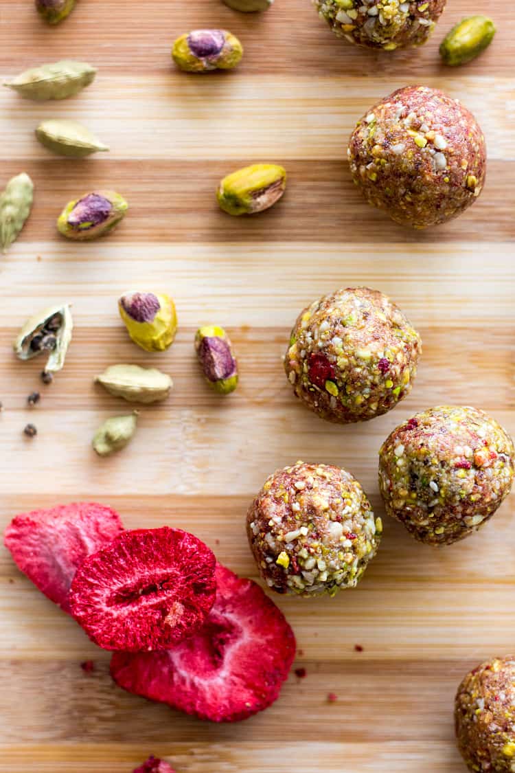 Pistachio, cardamom and strawberry bliss balls (vegan and gluten free).