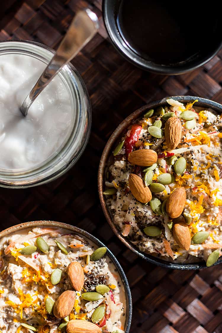 Nourishing carrot cake overnight oats (vegan and gluten free). 