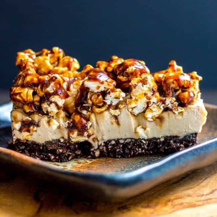 Vegan coffee cheesecake with salted caramel popcorn topping (vegan and gluten free).