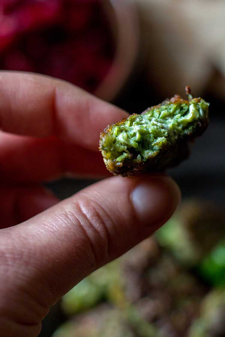 Broad bean falafel (vegan and gluten free). 