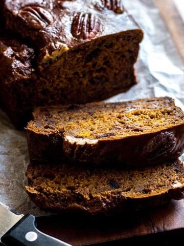 Spiced pumpkin loaf with dates and pecans (vegan and refined sugar free).